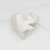 Botón de Metal con Forma de Corazón Irregular de Moda para Abrigo Gabardina Botón Decorativo Traje de Mujer Abrigo Botón con Forma de Corazón