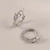 Aretes de circonita con forma de hoja de cristal de hielo, estilo clásico, diseño único y hermoso, aretes de hoja de bambú calados