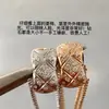 Collar de doble capa con patrón de rombos estilo Chanel para mujer, oro rosa de alta gama con diamantes, cadena para la clavícula finamente elaborada, colgante inspirado en Chanel para mujer