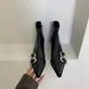 Outono/Inverno 2026 Bico Fino Couro Fivela Salto Bloco Botas Curtas Femininas Estilo Coreano Salto Alto Zíper Traseiro Couro Macio Botas Curtas Tendência