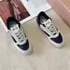 25 Novos Tênis Casuais para Treinamento Moral, Sem Marca, Tênis de Cadarço Moda Retro Desgastado, Combinação de Cores, Sapatos Leves e Versáteis para Mulheres