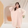 Roupão Longo de Outono e Inverno para Casa Mulheres Usando Toalha de Banho Absorvente Tecido Fleece Coral Espessado Doméstico com Capuz Manga Longa Vestido de Banho