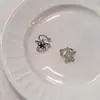 @Oferta Especial Estilo Coreano Simple Versátil Elegante Clip para Cartílago de Oreja con Forma de Estrella de Cinco Puntas Tendencia Ins Lujo Ligero Diseño de Nicho Clip para Hélix sin Perforación