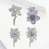 Broche Flor de Strass para Indústria Pesada Pinos de Zircônia de Alta Qualidade Acessório Elegante para Casaco Corsage Versátil e Moderno para Mulheres Transfronteiriço