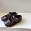 Sapatos Mary Jane Brilhantes de Couro Patente Retro para Crianças, Sapatos de Princesa para Meninas Pequenas, Sapatos Individuais Rasos para Meninas com Solado Macio