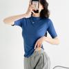 H525 Camiseta Feminina de Manga Curta Cuidadosamente Selecionada com Gola Alta Pequena, Estilo Fino para Primavera e Verão, Modelo Novo, Camiseta de Base com Mangas Médias
