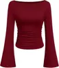 Camiseta acanalada de manga acampanada, cuello barco, color liso, estilo europeo y americano para mujer, colección de otoño, ajuste ceñido, plisada y favorecedora.