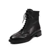 Botas Martin Estilo Britânico Cheias de Textura em Couro Bovino Outono/Inverno 2026 Salto Médio Robusto Bico Redondo Couro Genuíno Cadarço Botas Curtas Femininas 40