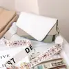 Bolso de un solo hombro color macarrón con patchwork de PU, Bolso cuadrado pequeño con doble correa para el hombro, Bolso cruzado estilo solapa de color contrastante, Versátil, Fresco y Dulce