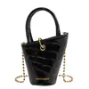 Bolsa de Viaje Transfronteriza para Mujer Estilo Coreano Moda Estampado de Leopardo Bolso de Hombro para Mujer Pequeño Mini Forma Irregular Bolso de Cadena para Mujer