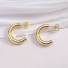 Brinco Pequeno em Forma de C Estilo Ins da Moda Brincos Estilo Hong Kong Retrô Brincos Anel Lisos Elegantes de Luxo Leve de Nicho