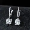 Estilo Popular Cruzado Ear Cuff de Circonita Microincrustada para Mujer Pendientes Versátiles de Estilo Europeo de Lujo Ligero Pendientes con Sensación de Alta Gama