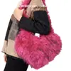 Bolso de Peluche con Forma de Corazón Transfronterizo Otoño e Invierno para Mujer, Estilo Punk de Chica Popular Milenial, Bolso Cruzado de Hombro de Gran Capacidad, Bolso de Peluche