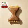 Masajeador rascador de cuerno de sándalo verde, peine de masaje de cuerno con forma de arco, peine de madera portátil para uso doméstico, peine de cuerno portátil