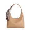 Bolso de Hombro/Mano Versátil Simple Casual para Viajar, Texturizado, Gran Capacidad, Moda Otoño 2026, Lujo Ligero, Elegante