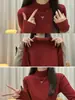 Suéter Versátil de Cor Sólida com Gola Alta Curta para Mulheres Outono e Inverno 2025 Estilo Coreano Slimming Look Camisa Básica de Tricô para Usar por Baixo Top