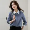 Nueva camisa de contraste de color con rayas azules para mujer de principios de otoño de 2026, top de nicho estilo francés, camisa elegante de alta gama para mujeres petite