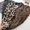 Estilo explosivo transfronteiriço estampa de leopardo bloco de cores estilo de rua europeu e americano lenço xale feminino franja curta outono e inverno quente comércio de exportação personalidade punk