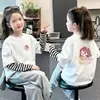Camiseta de manga larga a rayas de patchwork 100% algodón puro, colección primavera/otoño 2026, top elegante y versátil para bebés y niñas, camiseta básica para niños