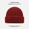 Gorro de Lana Tejido Azul con Patrón de Letras Sencillo Estilo Coreano para Mujer, Nuevo Modelo Invierno 2025, Gorro Cálido Protector de Orejas, Cubrecabezas para el Frío