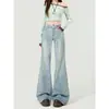 Calça jeans flare azul claro de cintura baixa para mulheres, tendência versátil outono 2026, novo estilo, corte solto sem grudar nas pernas