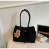 Bolsa Tote Retrô Grande Capacidade Feminina de Ombro 2026 Nova Simples de Camurça Pelúcia Bolsa de Ombro Único Moda Bolsa para o Dia a Dia