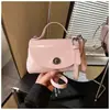 Bolso Nicho Estilo Coreano para Mujer Moda Principios de Primavera 2026 Bolso Cuadrado Pequeño con Cierre de Cadena Bolso de Hombro Versátil Casual para Mujer