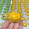 Colgante Explosivo de Tortuguita Muñeco Lindo Llavero de Pareja Tortuga Exquisito Colgante para Bolso Llavero Pequeño Regalo
