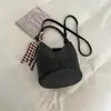 Bolso de Moda Versátil Nuevo para Mujer Cubo Retro de Nicho Simple Bolso de Hombro Bolso Madre-Hijo 2026 Bolso de Mano Cruzado