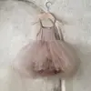 Estilo coreano Ins Verano Niña Bebé Niña Bebé Hermanas Color Sólido Princesa Un año Vestido Tutú Vestido con Tirantes de Malla