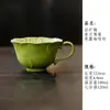 Colección de Juego de Té Cerámico con Margaritas Pintadas a Mano y Esmalte de Roca: Tazas de té, Tazones con tapa, Cafeteras, Tazas de café, Vasos de agua, Agarraderas para ollas y Posavasos