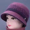 Chapéu de Outono Inverno para Mãe de Meia-Idade e Idosa Chapéu de Lã Grosso com Borla e Veludo Extra para Mulheres Senhora Idosa Chapéu de Tricô Quente para Proteção contra o Frio Vovó