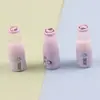 Miniatura de Simulación de Resina Gradiente 3D Botella de Leche Llavero DIY Colgante de Bolsa Adorno de Micro Paisaje para Coche