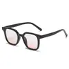 Nuevo Estilo Caliente Transfronterizo Gafas de Sol de Cuatro Clavos Multicolor Rubor Gafas de Sol Degradadas Artefacto de Maquillaje de Verano Hoja de Té Sol