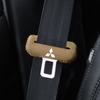Adecuado para Mitsubishi enchufe de cinturón de seguridad hebilla de cinturón de seguridad cubierta protectora antiarañazos antidesgaste anticorte mano fila delantera y trasera Universal