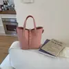 Bolsa Transversal de Ombro Versátil Nova Feminina 2026, Bolsa de Mão Nicho Retrô para o Dia a Dia, Bolsa Cesta de Legumes