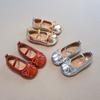 Sapatos de Verão de Couro para Meninas 2025 Novos Sapatos Prateados Sapatos de Princesa para Menininha Solado Macio Sapatos de Feijão Sapatilhas Vermelhas da Moda