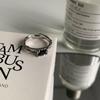 Anillo de Amor con Diseño Nicho de Diamantes Flash Ultrafinos Apilados Lleno de Diamantes para Mujer, Anillo Distintivo de Moda, Estilo Simple y Frío, Nuevo Estilo