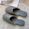 Novas Chinelos de Couro Japoneses Casal Casa Primavera e Outono Masculino e Feminino Antiderrapante Conjunto Casa Chinelos de Couro de Fábrica