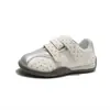 Otoño 2026 Nuevos Zapatos Casuales de Velcro para Niños Zapatos Deportivos Ligeros para Niños Zapatos Planos Versátiles para Niñas de Moda