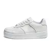 Nuevos Zapatos Blancos Transpirables para Hombre de Primavera y Verano, Modernos y Versátiles, Tenis Deportivos Casuales Negros de Suela Gruesa, Zapatos de Moda para Estudiantes