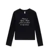 Camiseta de manga larga para mujer, estilo nuevo de primavera y otoño, diseño americano simple con letras, sentido del diseño, prenda exterior casual, capa interior, top ajustado para mujer