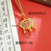 Novo Colar Vietnamita Banhado a Ouro Estilo Chinês com Pingente Borboleta Vazada Drip de Óleo Vintage e Fecho de Segurança, Joia Moderna e Duradoura
