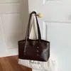 Bolsa tote retro elegante para o dia a dia de mulheres, nova tendência 2026 outono popular requintada bolsa de ombro de grande capacidade
