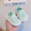 Venta al por mayor Dropshipping Zapatos de Tejido para Niños Primavera y Verano Piso Volador para Bebés Suela Fina Suave Antideslizante Zapatos para Niños Pequeños