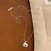 Delicado y Exquisito Colgante de Pony para Mujer, Cadena para Clavícula Simple y Moderna de Estilo Fresco, Gargantilla Versátil Estilo Ins