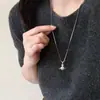 Collar con Colgante de Flor Geométrica Ovalada Corazón Estrella de Cuerda de Cera Cadena para Clavícula Nicho Europeo y Americano Accesorio de Cuello Versátil Personalizado
