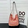 Bolsa Rayada Nueva de Gran Capacidad para Mujer, Bolso de Hombro Casual, Versátil para Estudiantes Universitarios, Bolso Tote Simple de Moda, para Salidas, Viajes Diarios