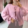 Jaqueta Cardigan Tricotada com Decote V e Amarração 2026 Outono e Inverno Europeu e Americano Lançamento Novo Cor Sólida Suéter Estilo Chanel para Mulheres