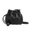 Bolsa Saco Estilo Novo 2026, Grande Capacidade, Alto Padrão, Superfície Macia, Linda Bolsa Transversal de Ombro, Bolsa com Cordão Feminina Moderna e Versátil
